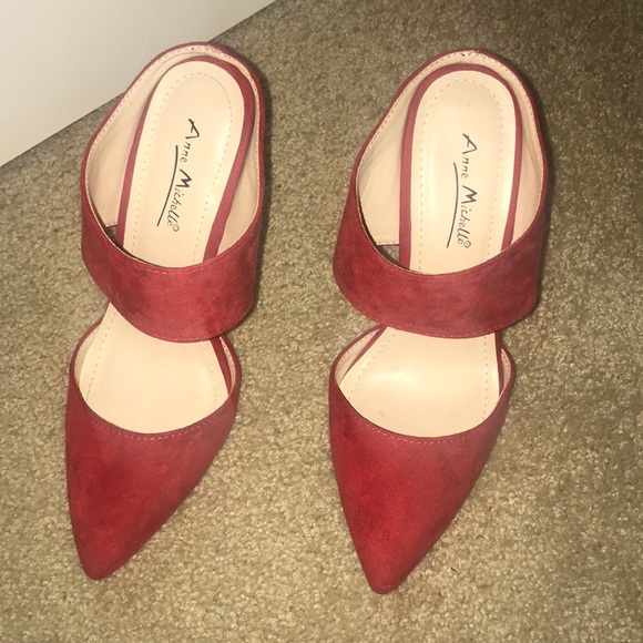 Comfy Red Heels - Picture 2 of 3